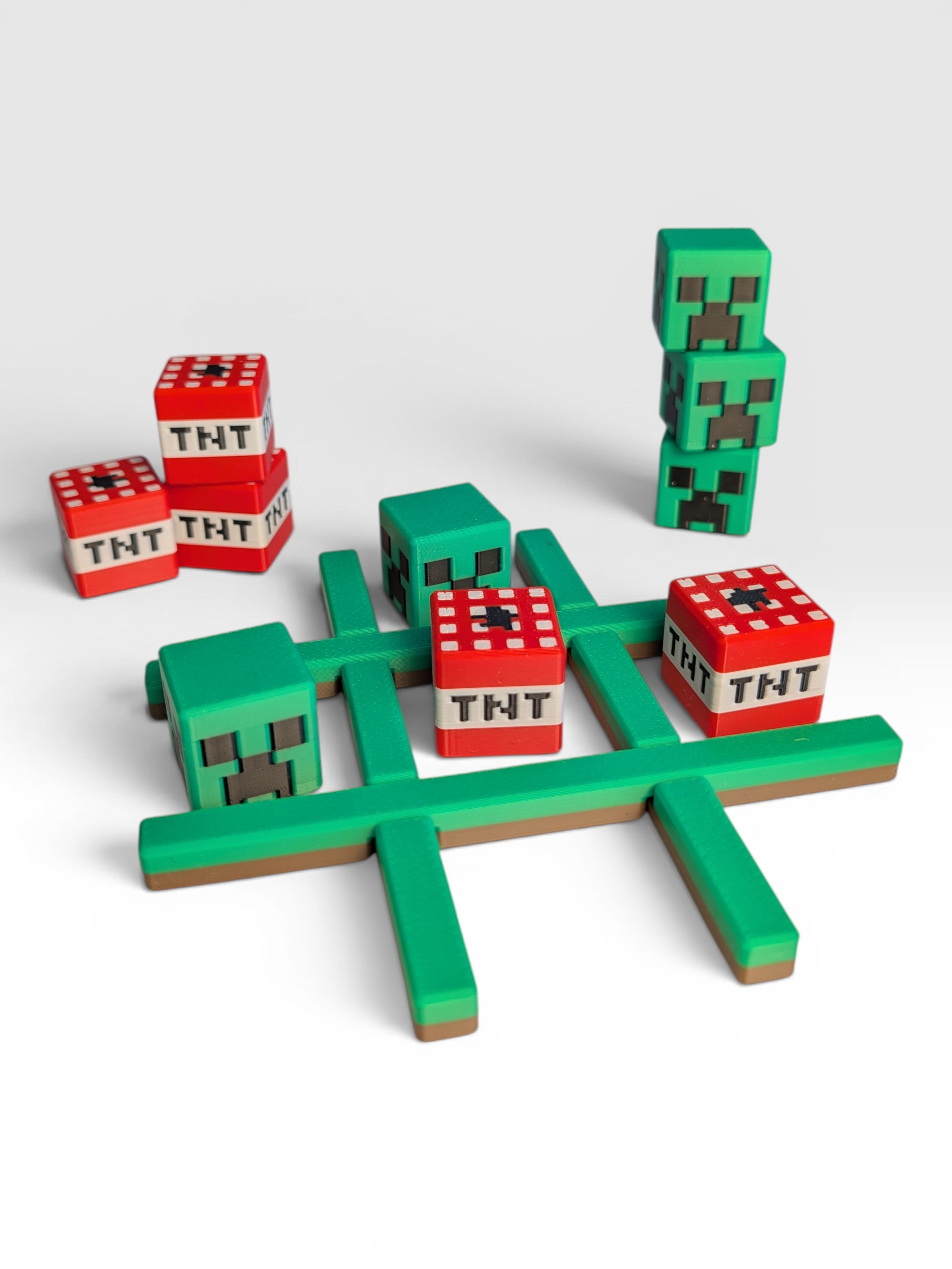 Minecraft Creeper vs TNT